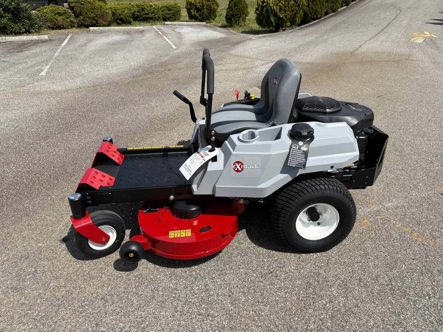 2025 Exmark Quest E-Series 42 Inch