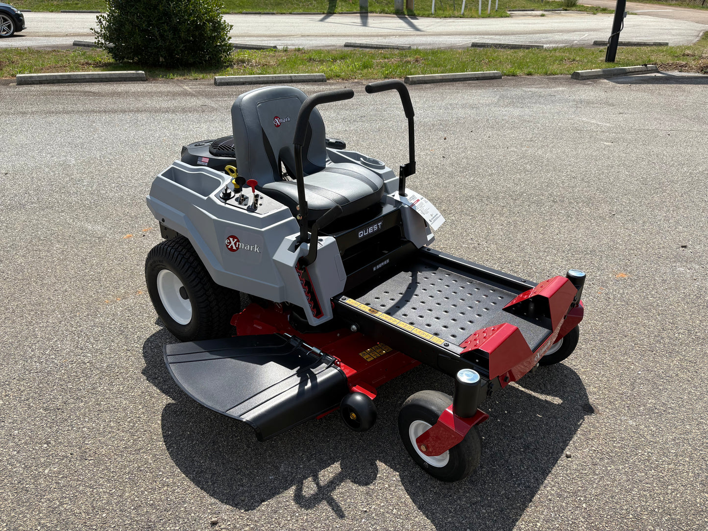 2025 Exmark Quest E-Series 42 Inch
