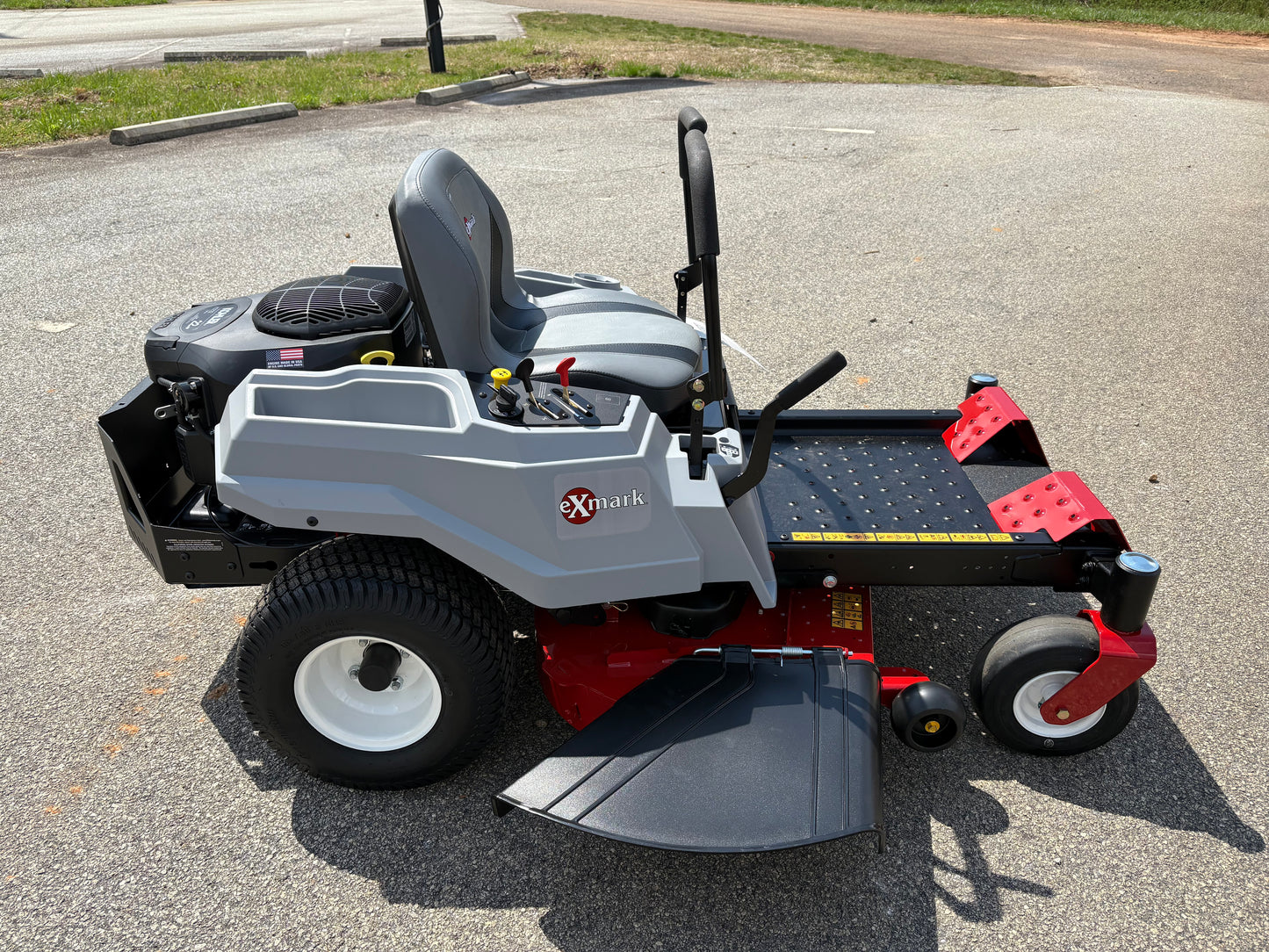 2025 Exmark Quest E-Series 42 Inch