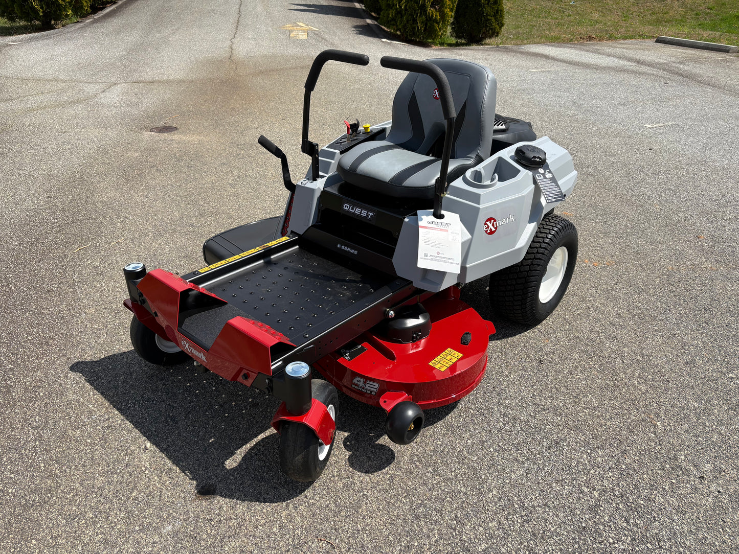 2025 Exmark Quest E-Series 42 Inch