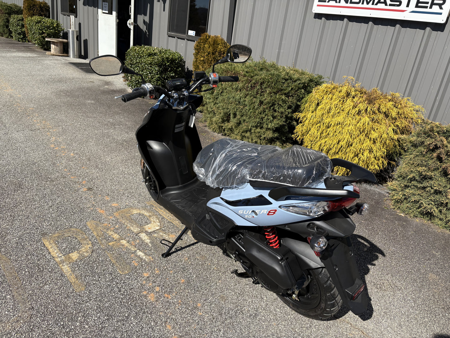 2025 KYMCO Super 8 50x